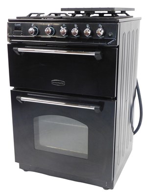 Lot 37 - A Range Master Classic gas cooker, in black,...