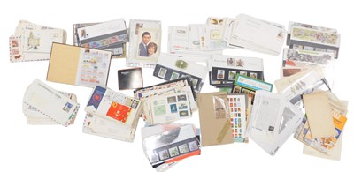 Lot 1370C - Stamps.- GB.- First Day Covers.- 1970's-80's....