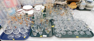 Lot 2165 - Glassware, decorated with hunting scenes, etc,...