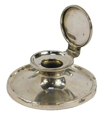Lot 290 - A George V loaded silver inkwell, of capstan...