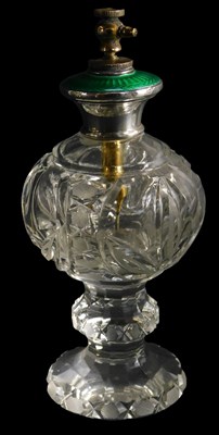 Lot 275 - An early 20thC cut glass atomiser, with a...