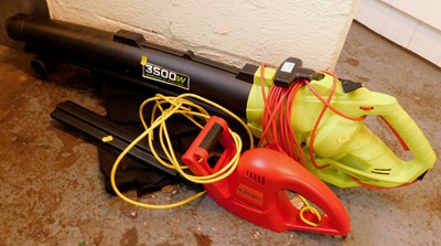 Lot 1119 - A hedge trimmer, and a 3500 watt leaf blower.
