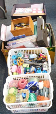 Lot 2101 - Crafting related items, to include decorative...