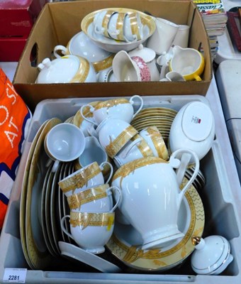 Lot 2281 - A Yamasen extensive dinner service, to include...