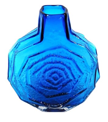 Lot 6 - A Whitefriars Kingfisher Blue banjo glass vase,...