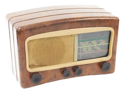 Lot 95 - A Cossor Melody Maker faux walnut brown...
