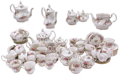 Lot 96 - A Royal Albert porcelain Moss Rose pattern tea...