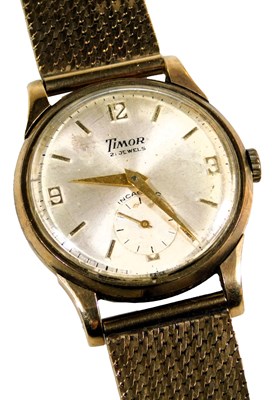Lot 2 - A Timor gentleman's 9ct gold cased wristwatch,...