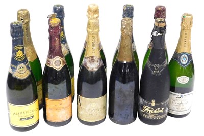 Lot 165 - A group of champagne and sparkling wines,...