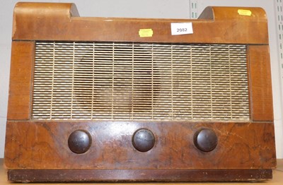 Lot 2082 - A His Master's Voice walnut cased radio.