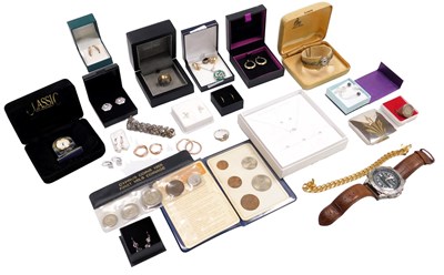 Lot 375 - Silver and costume jewellery, including a...