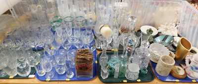 Lot 2142 - Various glassware, to include a Thomas Webb...