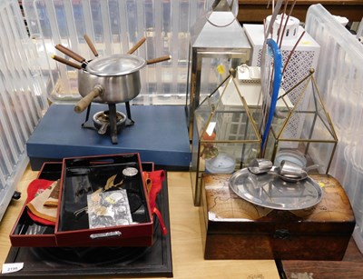 Lot 2198 - A Villeroy & Boch part cutlery set, boxed,...