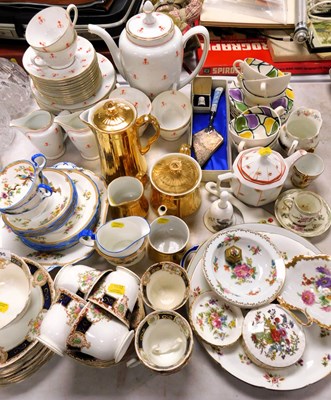 Lot 2295 - An Aynsley porcelain part tea service,...