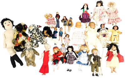 Lot 452 - Assorted collector's and other dolls, soft...