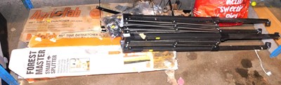 Lot 1050 - A Forest Master Smart splitter, boxed, an Agri-...