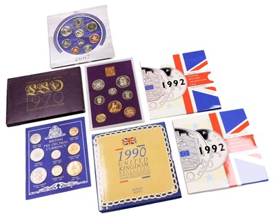 Lot 484 - United Kingdom coin collection 1990. 1992 (x2)...