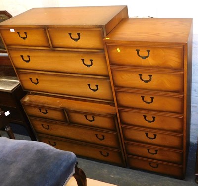 Lot 1140 - A Bath cabinet maker's bedroom suite,...