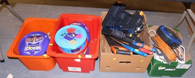 Lot 1186 - Various tools, to include saws, a Mecallister...