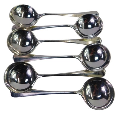 Lot 221 - A set of six George V silver rat-tail preserve...