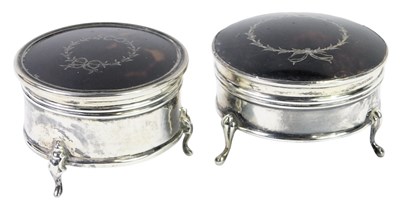 Lot 237 - A George V tortoiseshell and silver pique...