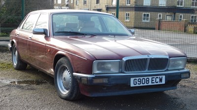 Lot 1A - A 1989 DAIMLER 4.0 litre, Registration G908...