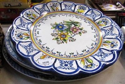 Lot 2038 - Decorative plates and meat plates, oval meat...