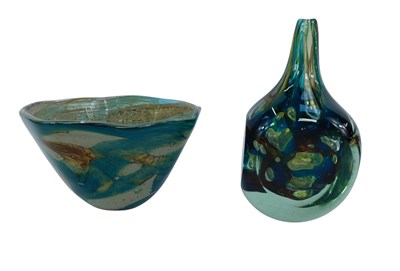 Lot 330 - Two pieces of Mdina glassware, comprising a...