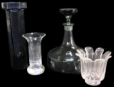 Lot 336 - A group of Dartington glassware, comprising a...