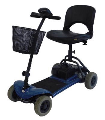 Lot 439 - A Roma folding mobility scooter, with key and...