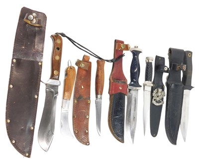 Lot 253 - A selection of knives, to include Scottish...