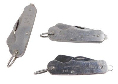 Lot 258 - A post-war British Army knife, by Warriss of...