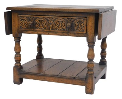 Lot 475 - A 17thC style oak dropleaf occasional table,...