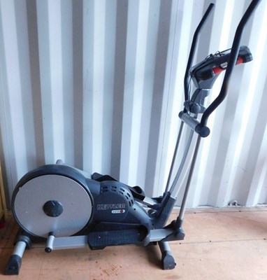 Lot 1065 - A Kettler cross trainer.