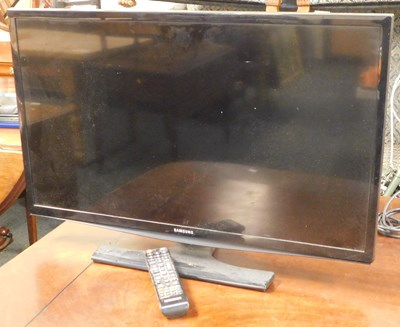 Lot 2209 - A small flat screen Samsung TV, model number...