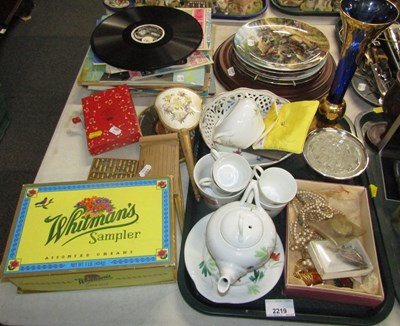 Lot 2219 - Assorted items, including some costume...