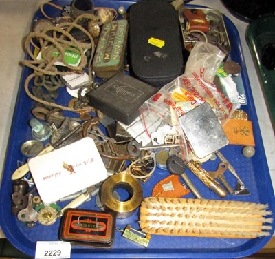Lot 2229 - Miscellaneous items, including badges,...