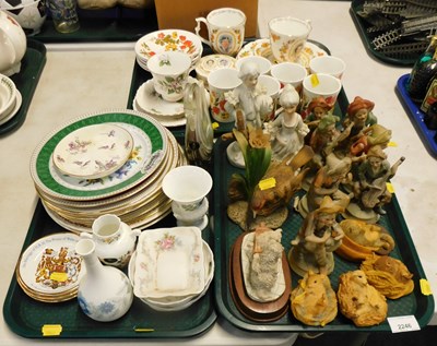 Lot 2246 - Ceramics, in the form of ornaments, musicians,...