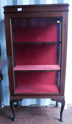 Lot 1092 - A 20thC mahogany display cabinet, with glazed...