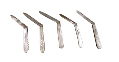 Lot 697 - Five late 19thC and early 20thC silver and...