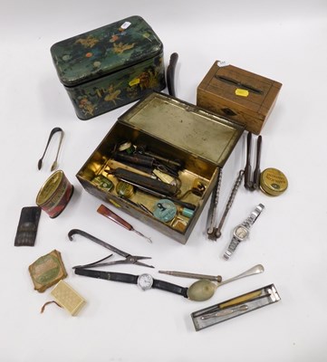Lot 2038 - Bygones, collectables, etc., to include a shoe...