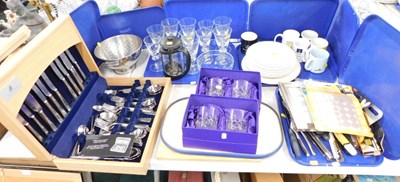 Lot 2096 - Kitchenalia, to include cafetiere, wooden...