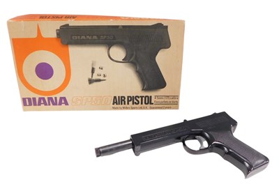 Lot 786 - A Diana SP50 air pistol, boxed.