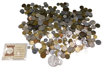 Lot 807 - A quantity of world coins.