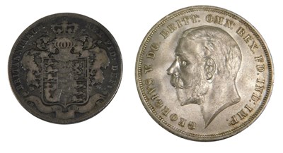 Lot 810 - A 1826 half crown and a 1935 crown.