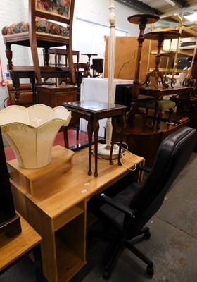 Lot 1542 - A pine veneer desk/computer table, nest of...