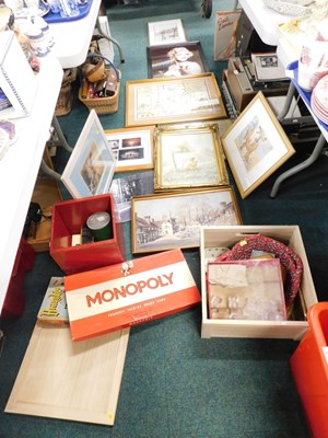 Lot 2157 - Board games, to include draughts, Monopoly,...