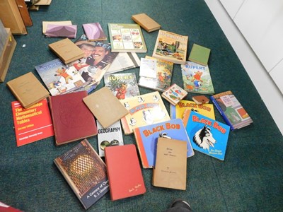Lot 2171 - Various books, to include Rupert annuals,...