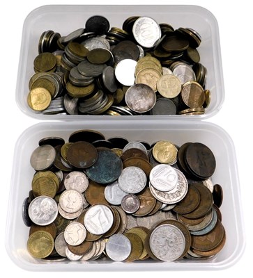 Lot 832 - A large quantity of foreign coins. (2 tubs)