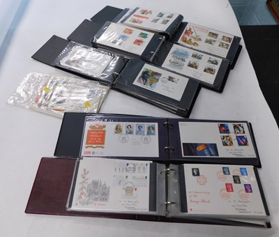 Lot 2211 - A collection of Royal Mail First Day Covers,...